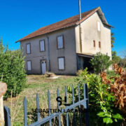 Propriété Agricole Exceptionnelle - Maison Bourgeoise et Dépendances - Terrain 4600 m²