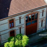 Maison de charme 8 pièces – Rénovation haut de gamme – Garages, atelier & jardin – Cœur de Lisle-sur-Tarn – À pied des commodités15