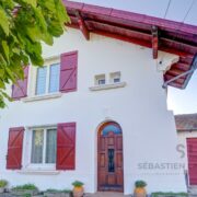 18D6455E-BA33-4220-ACBE-F370286A11A4_1_105_c 18D6455E-BA33-4220-ACBE-F370286A11A4_1_105_c