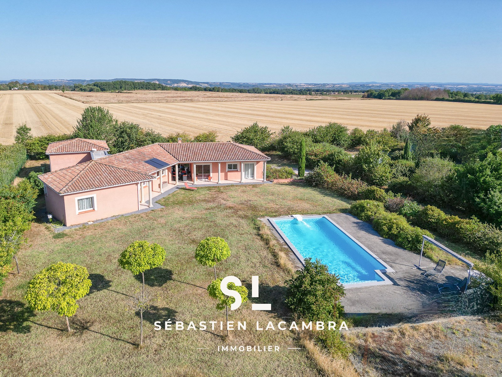 3 000 m² de terrain, piscine et 167 m² habitables : cette maison familiale à Lugan coche beaucoup de cases